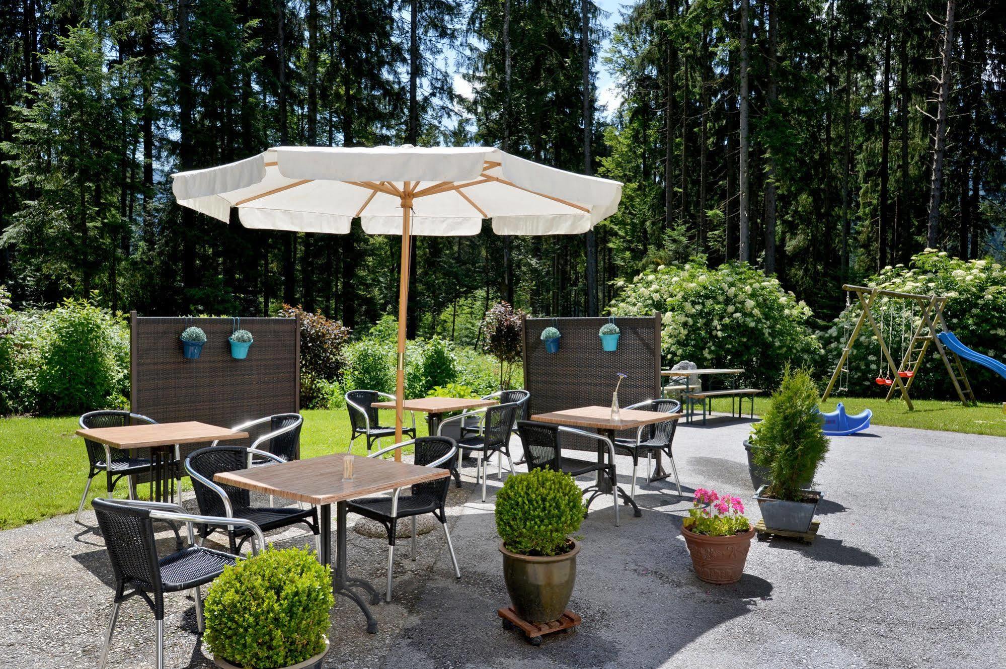 Pension Und Appartements Hartkaiser Ellmau Exterior photo